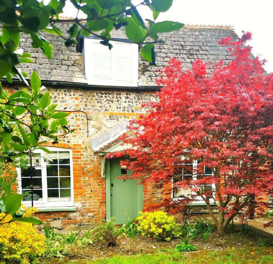 Historic, Traditional & Spacious Wiltshire Cottage Shrewton Ngoại thất bức ảnh